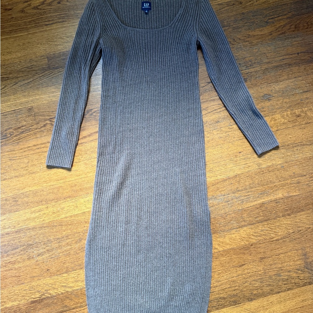 GAP Long Sleeve Maternity Ribbed Knit Dress in Gray